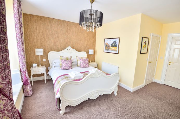 Imagen de la habitación del Hotel The George, Axminster. Foto 11