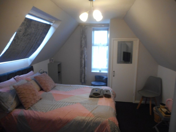 Imagen de la habitación del Hotel The George BandB. Foto 5