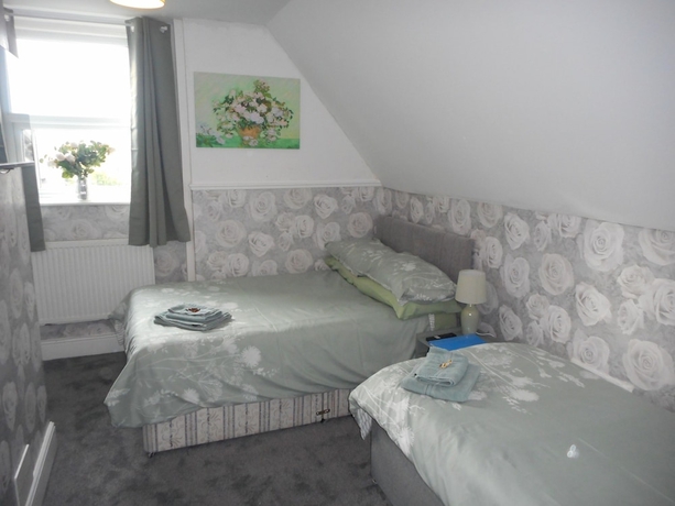 Imagen de la habitación del Hotel The George BandB. Foto 6