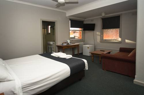 Imagen de la habitación del Hotel The George, Bathurst. Foto 2