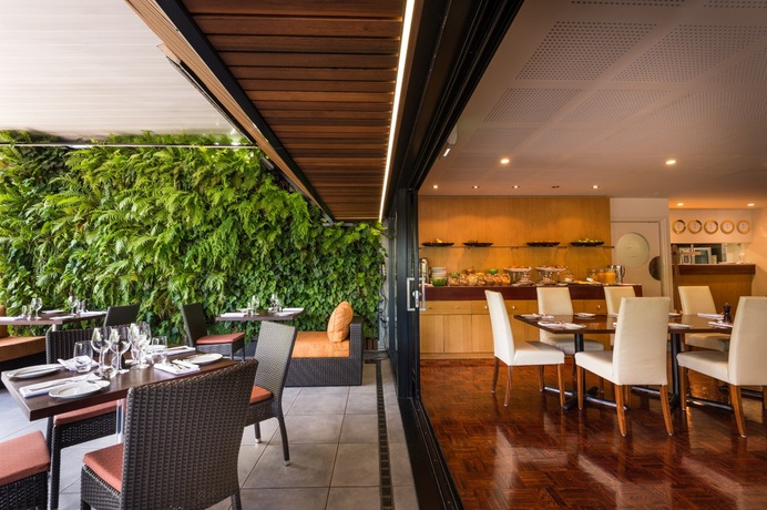 Imagen del bar/restaurante del Hotel The George Christchurch. Foto 3