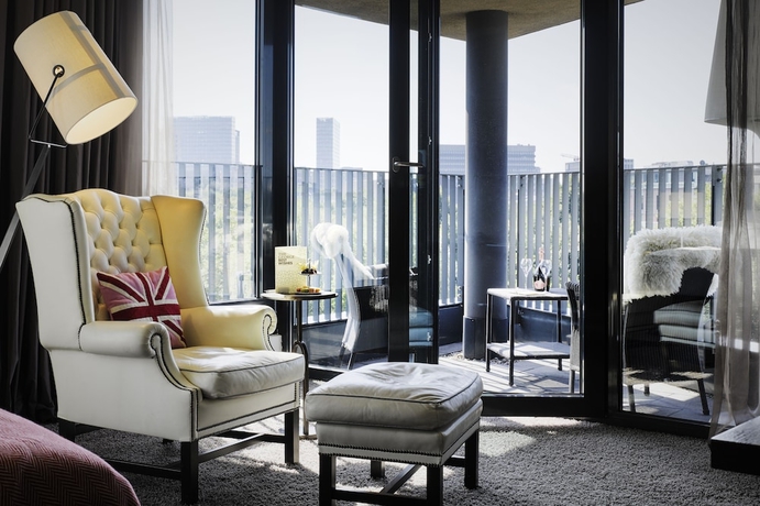 Imagen de la habitación del Hotel The George, Hamburgo. Foto 5