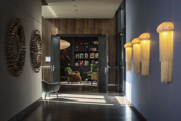 Imagen de los interiores del Hotel The George, Hamburgo. Foto 19