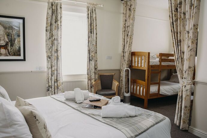 Imagen de la habitación del Hotel The George Inn. Foto 14