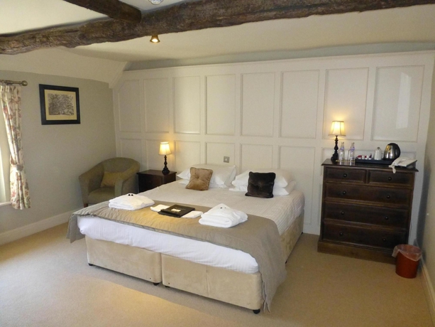 Imagen de la habitación del Hotel The George Inn, Okehampton. Foto 1