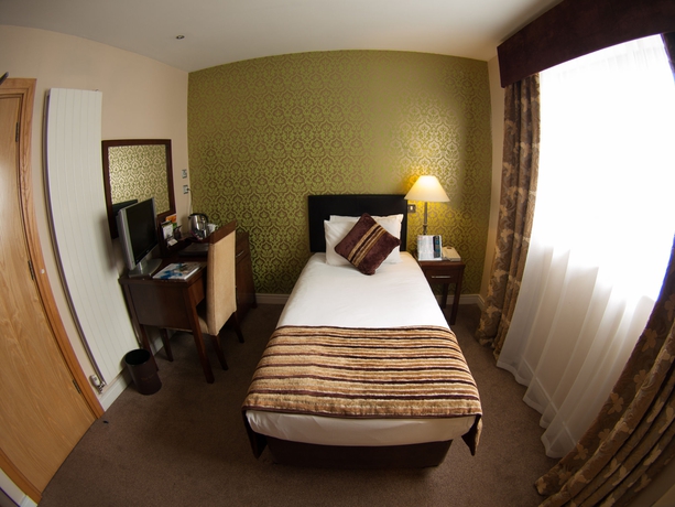 Imagen de la habitación del Hotel The George Limerick. Foto 10