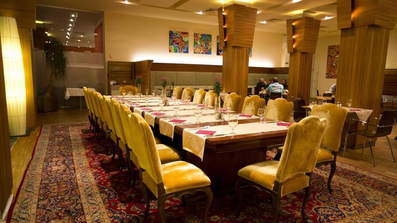 Imagen del bar/restaurante del Hotel The Gerald´s. Foto 4