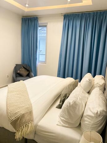 Imagen de la habitación del Hotel The Gibs. Foto 17