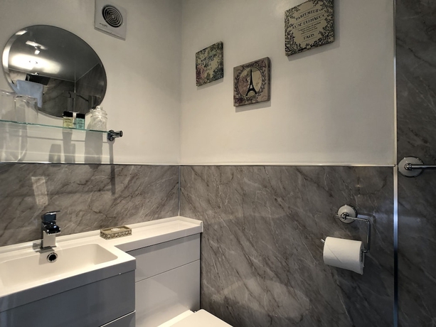 Imagen de la habitación del Hotel The Glenorleigh. Foto 2