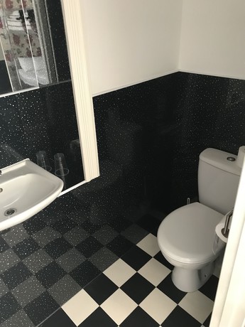 Imagen de la habitación del Hotel The Glenwood. Foto 12