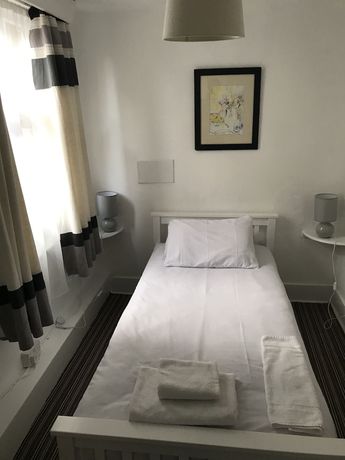 Imagen de la habitación del Hotel The Glenwood. Foto 17