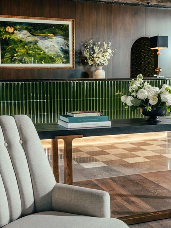 Imagen de los interiores del Hotel The Global Ambassador. Foto 19