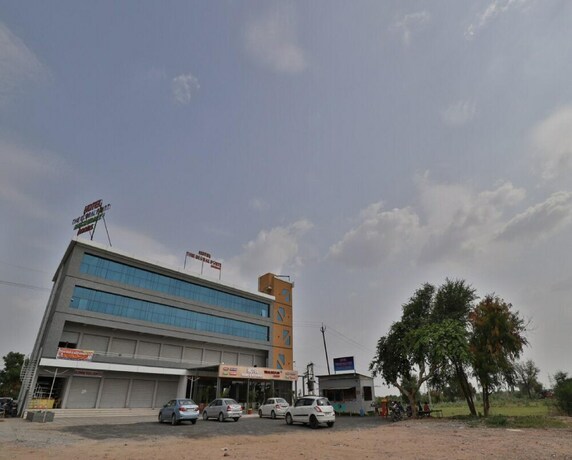 Imagen general del Hotel The Global Point. Foto 12