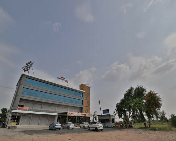 Imagen general del Hotel The Global Point. Foto 15