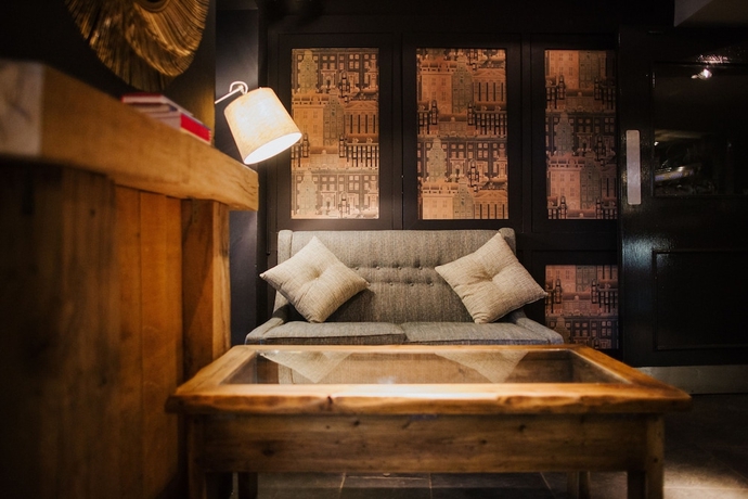 Imagen de los interiores del Hotel The Globe, Warwick. Foto 18