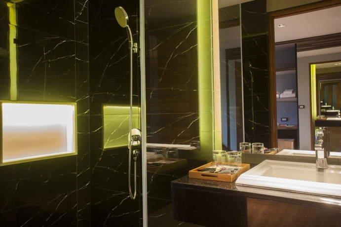 Imagen de la habitación del Hotel The Glory Gold. Foto 9