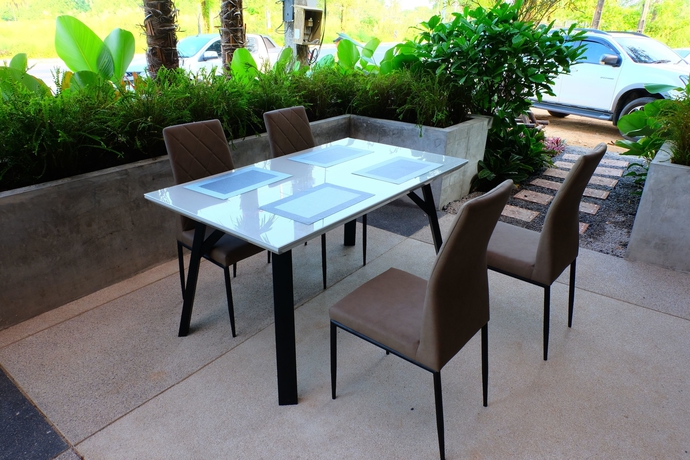 Imagen del bar/restaurante del Hotel The Glory Gold. Foto 8