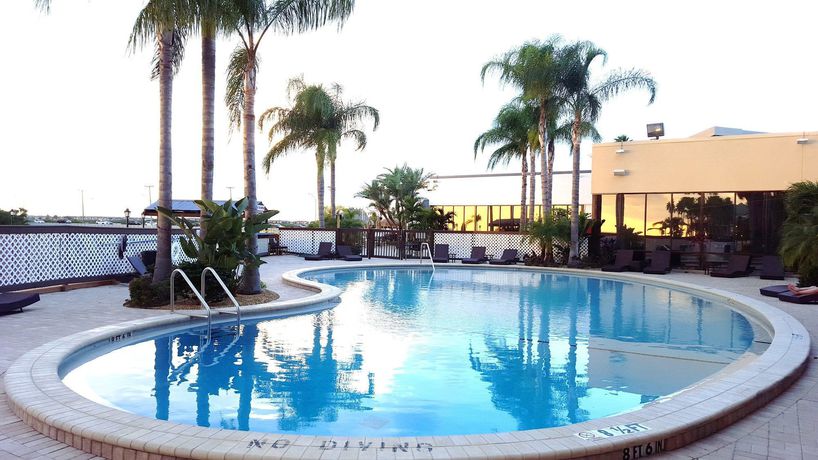 Imagen de la piscina del Hotel The Godfrey Hotel & Cabanas Tampa. Foto 6