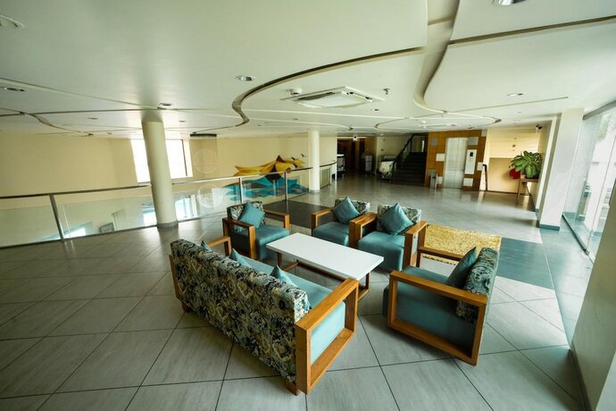 Imagen general del Hotel The Gold Beach Resort, Dam&aacute;n. Foto 12