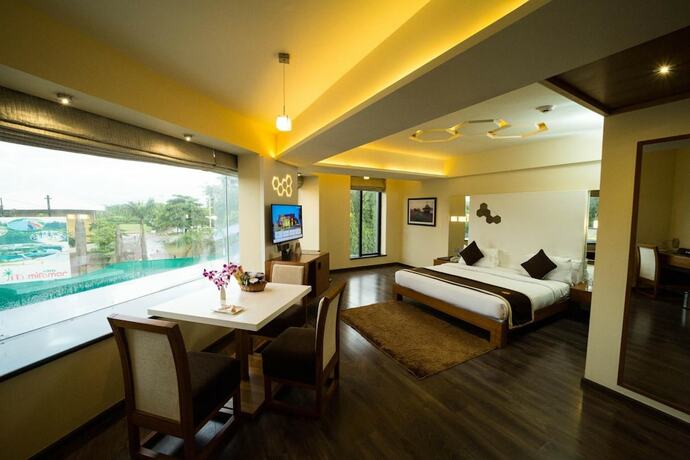 Imagen general del Hotel The Gold Beach Resort, Dam&aacute;n. Foto 16
