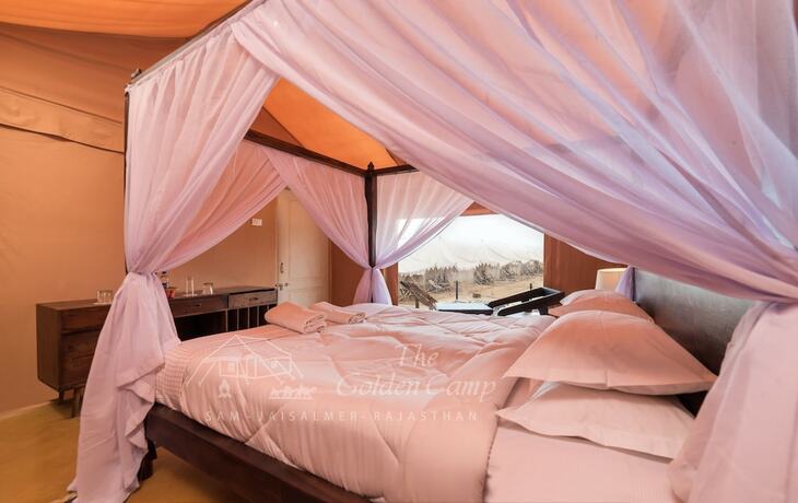 Imagen de la habitación del Hotel The Golden Camp. Foto 19