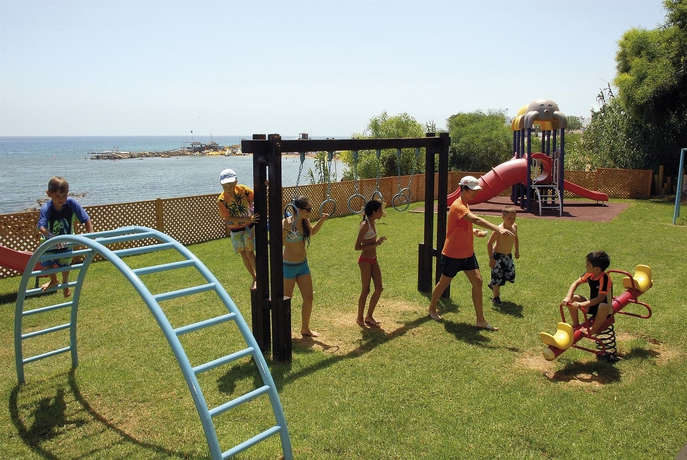 Imagen de los exteriores del Hotel The Golden Coast Beach. Foto 13