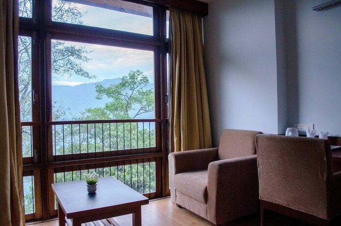 Imagen general del Hotel The Golden Crest. Foto 11