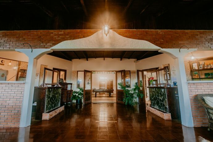 Imagen general del Hotel The Golden Frog Inn. Foto 4