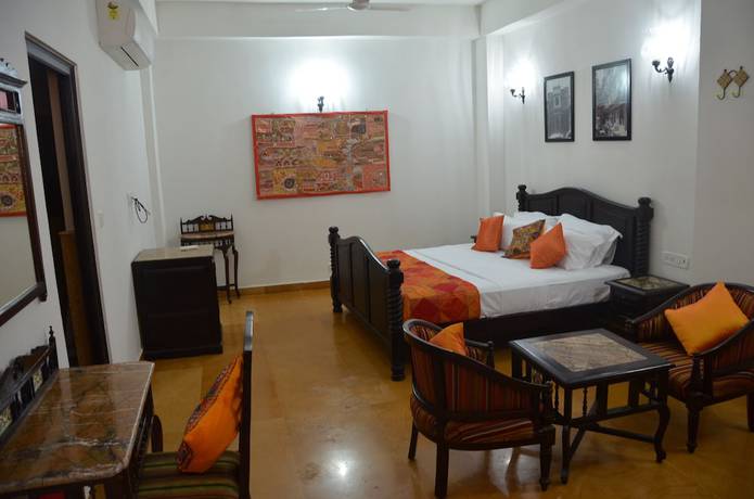 Imagen de la habitación del Hotel The Golden House. Foto 7