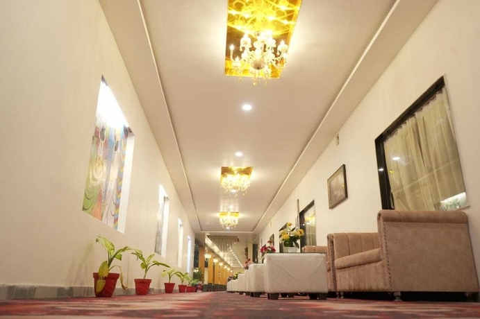 Imagen de los interiores del Hotel The Golden Palace. Foto 14