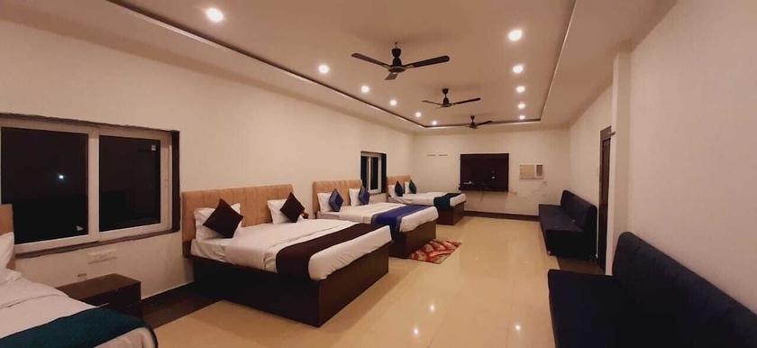 Imagen de la habitación del Hotel The Golden Palace. Foto 11