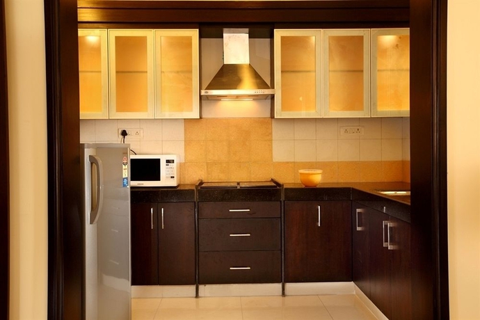 Imagen de la habitación del Hotel The Golden Suites and Spa. Foto 8