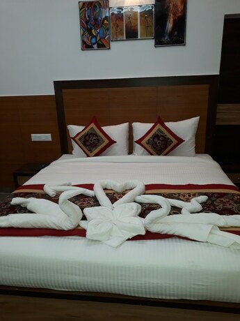 Imagen de la habitación del Hotel The Golden Sunrise, Patna. Foto 25