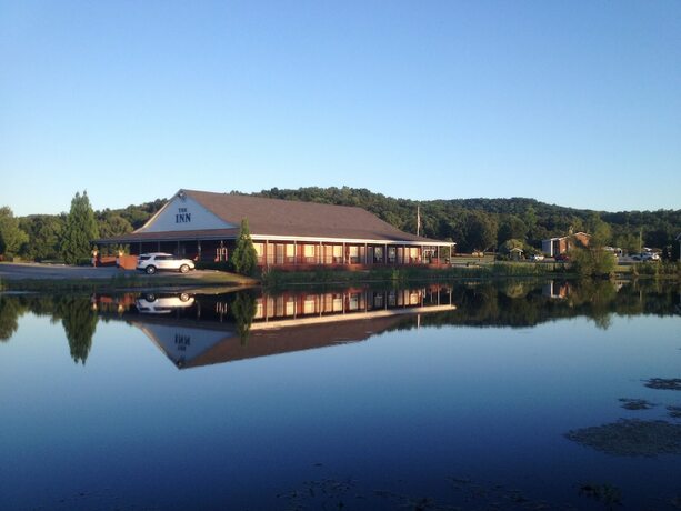 Imagen general del Hotel The Golf Inn at QC Resort and RV. Foto 4