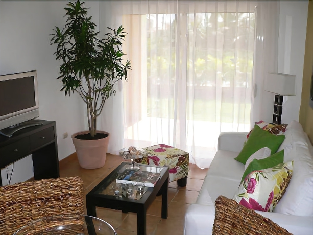 Imagen de la habitación del Hotel The Golf Suites. Foto 11