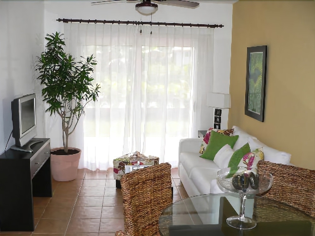 Imagen de la habitación del Hotel The Golf Suites. Foto 12