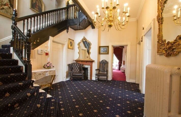 Imagen general del Hotel The Gothic Mansion. Foto 1