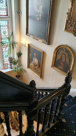 Imagen general del Hotel The Gothic Mansion. Foto 8