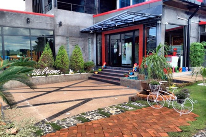 Imagen de los exteriores del Hotel The Grace, Kalasin. Foto 13