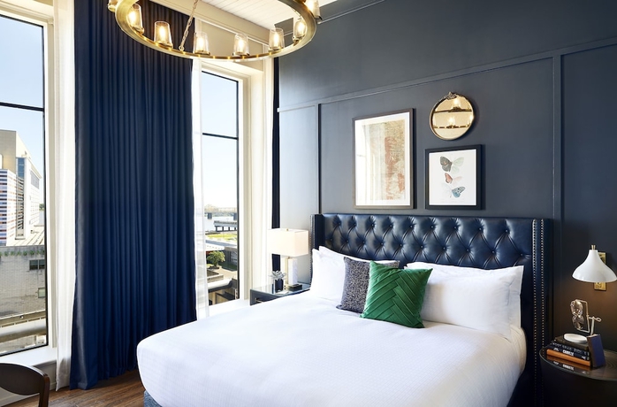 Imagen de la habitación del Hotel The Grady. Foto 7