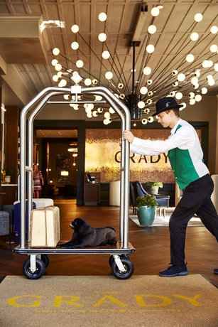 Imagen de los interiores del Hotel The Grady. Foto 18
