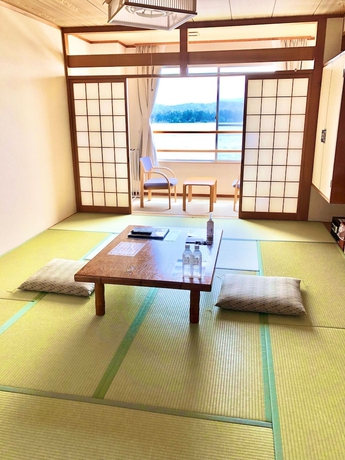 Imagen de la habitación del Hotel The Gran Resort Amanohashidate. Foto 11