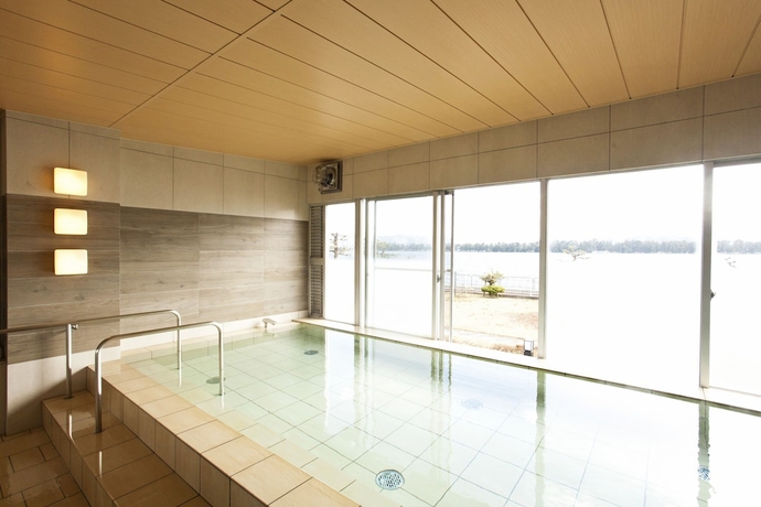 Imagen de la habitación del Hotel The Gran Resort Amanohashidate. Foto 12