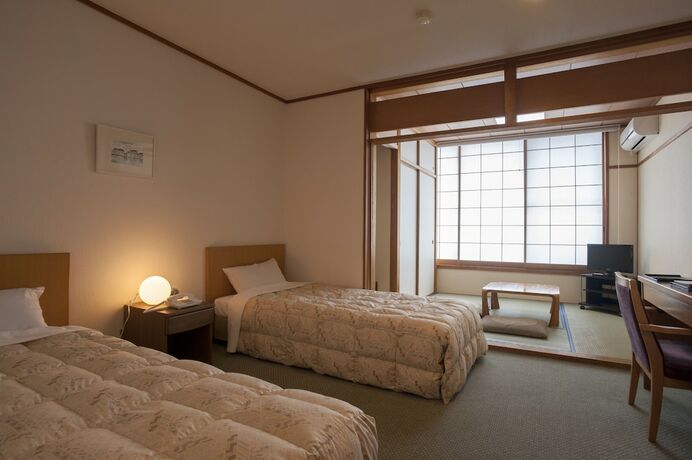 Imagen general del Hotel The Gran Resort Elegante Atami. Foto 4