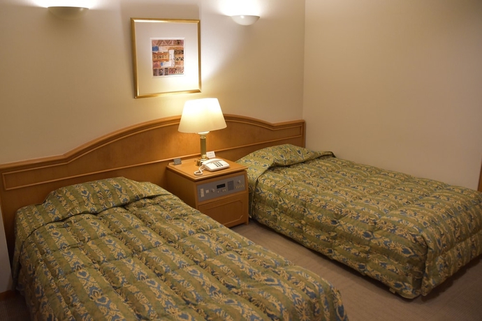 Imagen de la habitación del Hotel The Gran Resort Elegante Awajishima. Foto 11