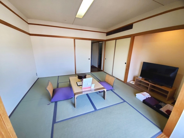 Imagen de la habitación del Hotel The Gran Resort Elegante Kyoto. Foto 12