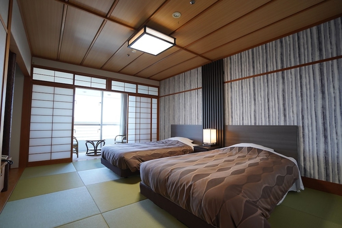 Imagen de la habitación del Hotel The Gran Resort Elegante Shirahama. Foto 8