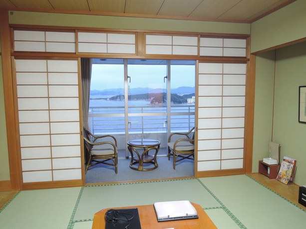 Imagen de la habitación del Hotel The Gran Resort Elegante Shirahama. Foto 13