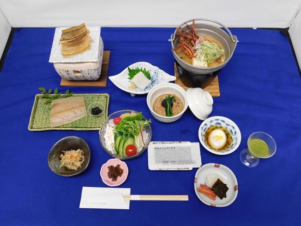 Imagen del bar/restaurante del Hotel The Gran Resort Toba. Foto 10