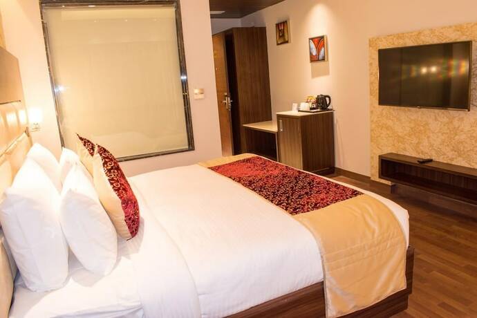 Imagen general del Hotel The Grand Ambassador. Foto 5